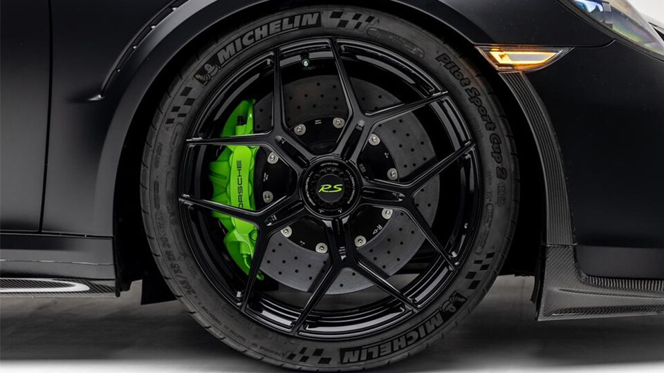 Dundon motorsports versnelt de productie van race onderdelen